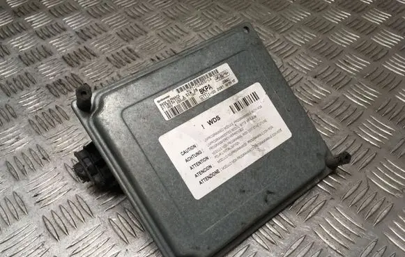 Ford Fiesta Engine control unit/module S118325001 S118934105 4U7112A650LA