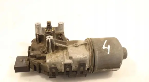 Alfa Romeo 159 Wiper motor 0390241915
