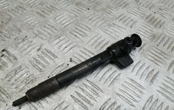 Fuel injector