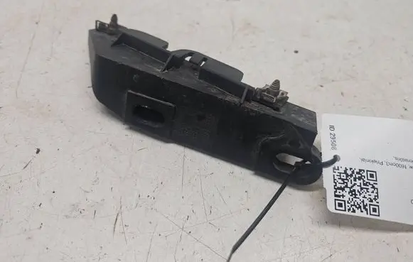 Citroen C4 I Picasso Front bumper mounting bracket