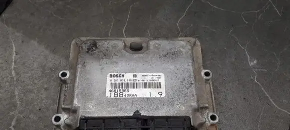Fiat Punto (188) Engine control unit/module ECU 0281010846