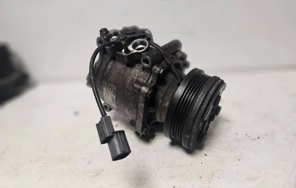 Honda CR-V Air conditioning (A/C) compressor (pump) HS090L HFC134A 0221454