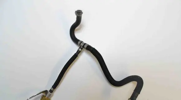 Mercedes-Benz C W205 Fuel pressure sensor A6510703981