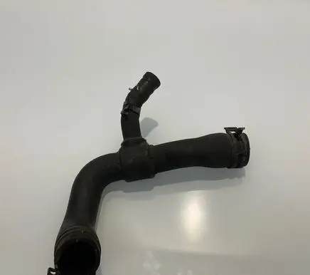 Mercedes-Benz C W204 Engine coolant pipe/hose A2712002552 2712002552