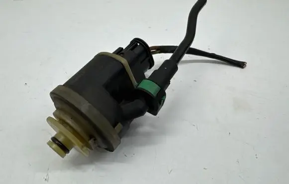 BMW 3 F30 F35 F31 Fuel filter heater 8572521