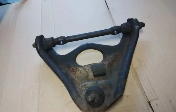 Lincoln Navigator Front lower control arm/wishbone