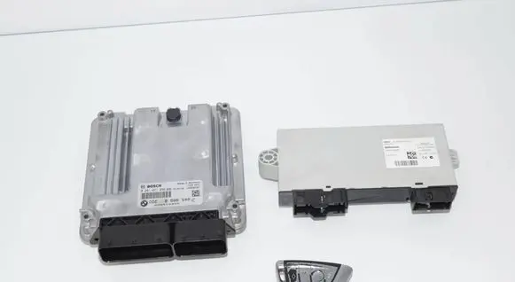 BMW 5 F10 F11 Engine ECU kit and lock set 6809374 61356809374 9367376