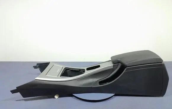 BMW 7 F01 F02 F03 F04 Armrest 
