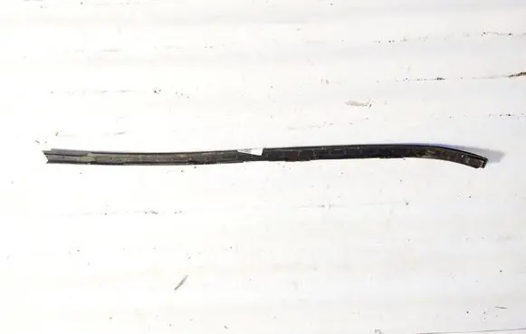 Jeep Patriot Front door glass trim molding 