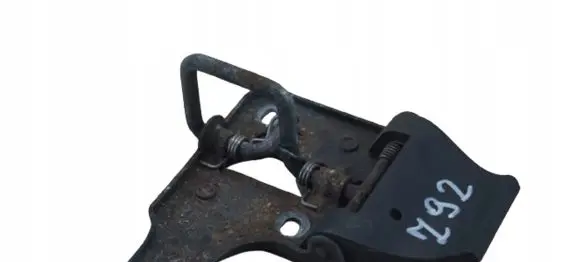 Skoda Octavia Mk3 (5E) Engine bonnet/hood lock/latch loop/hook 5E0823186C