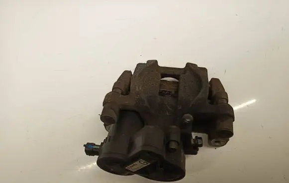 Subaru Outback (BS) Rear brake caliper 26620AL030