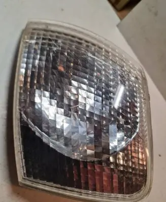 Volkswagen PASSAT B5 Front indicator light 3B0953049C