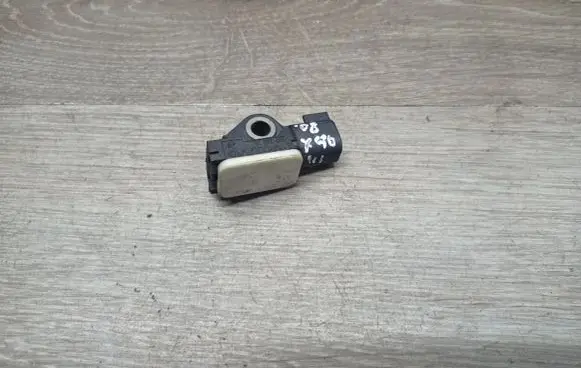 Volvo XC70 Airbag deployment crash/impact sensor 30724626