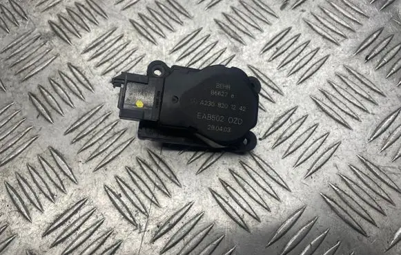 Mercedes-Benz C W203 Air flap motor/actuator A2308201242
