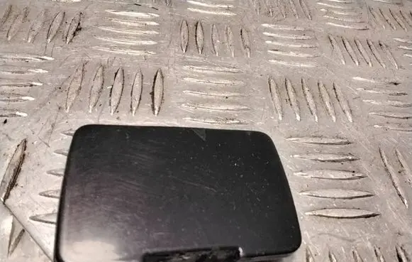 Front tow hook cap/cover