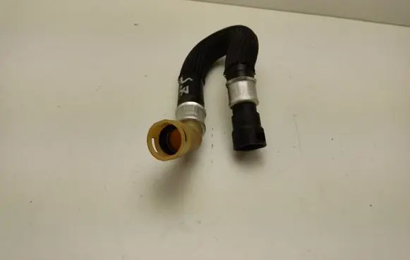 Ford Mustang VI Engine coolant pipe/hose FR3318K579CC