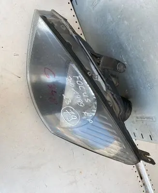 Ford Focus Headlight/headlamp