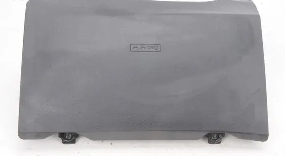 Fiat 500 Knee airbag 