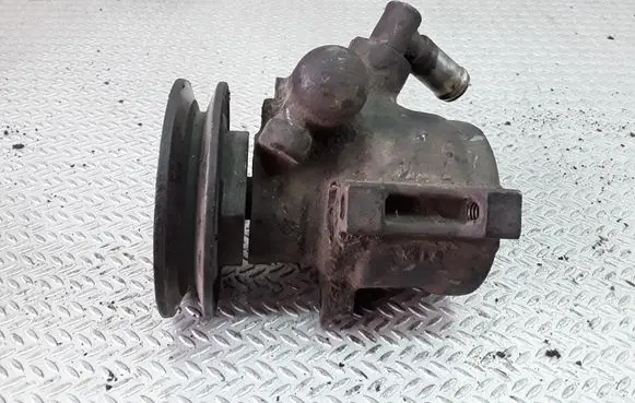 Volkswagen Polo III 6N 6N2 6NF Power steering pump