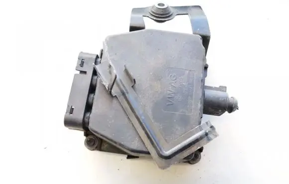 Volkswagen Golf V Turbo solenoid valve 6Q0906625