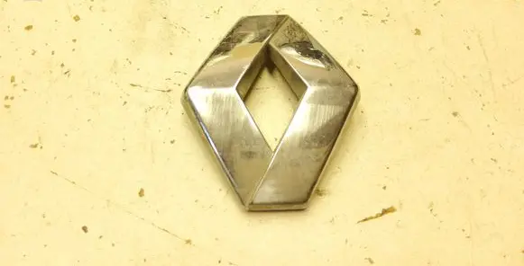 Renault Megane I Manufacturer badge logo/emblem 824625