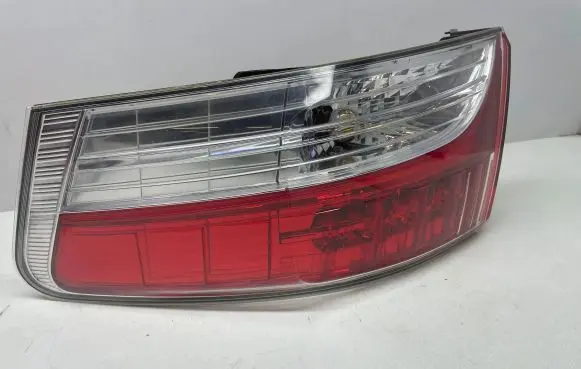 Toyota Avensis T270 Rear/tail lights 8155005250 69500200
