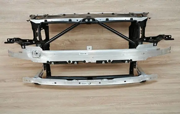 BMW 5 G30 G31 G38 Radiator support slam panel 7385288 7418224