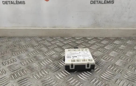 Mercedes-Benz C W205 Door control unit/module A2059005913 A2059010207 A2229028608