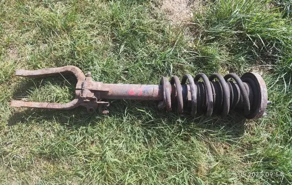 Alfa Romeo 147 Front shock absorber/damper 50708738 303033572 9392WD