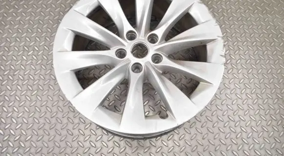 Tesla Model S R12 alloy rim 105933700B ET40