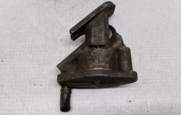 Ford Sierra Vacuum pump RE5006