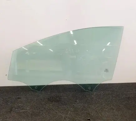 Ford Focus Front door window glass four-door 43R000677 F1EBA21411A