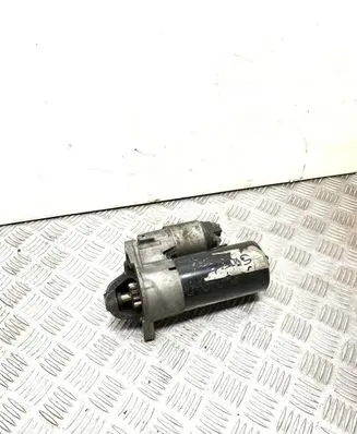 Opel Insignia A Starter motor