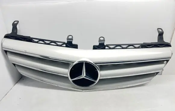 Mercedes-Benz R W251 Front grill A2518880223