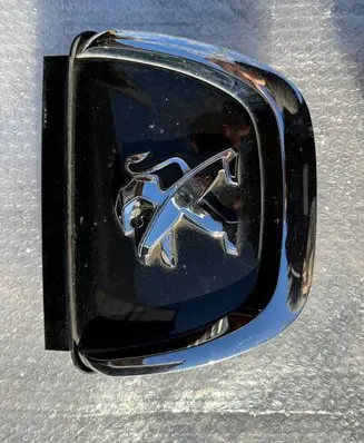 Peugeot RCZ Manufacturer badge logo/emblem YM21607780