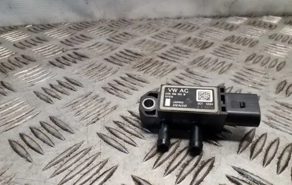 Skoda Superb B8 (3V) Exhaust gas pressure sensor 03N906051B