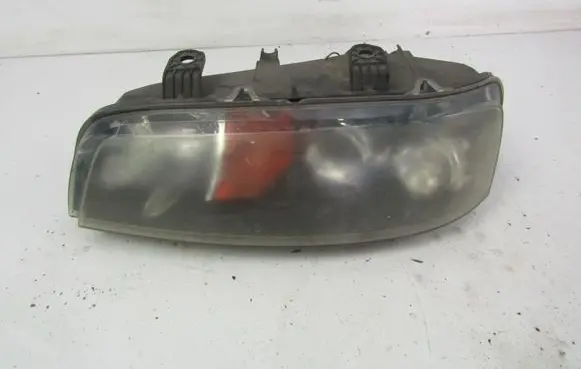 Fiat Punto (188) Headlight/headlamp 