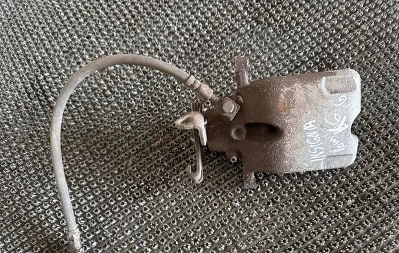 Opel Insignia A Rear brake caliper 