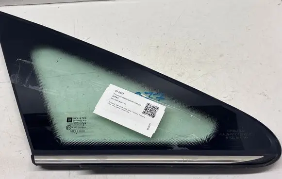 Opel Zafira B Front triangle window/glass 43R007951