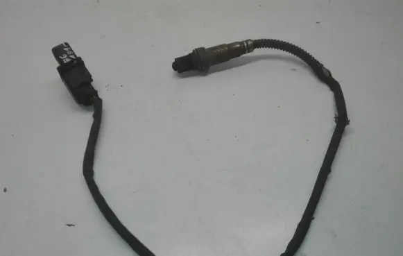 Volkswagen PASSAT B6 Lambda probe sensor 03G906262A 0281004043 0281004042