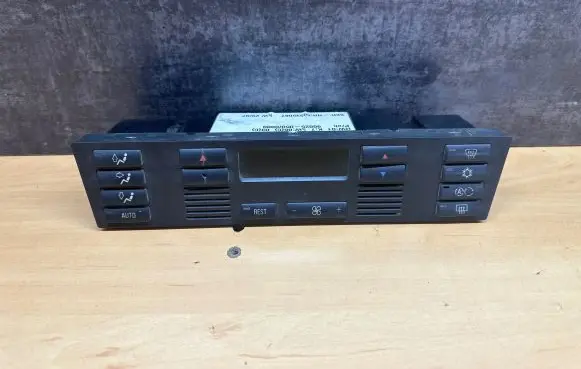 BMW 5 E39 Climate control unit 8377546.9 900250500000 83775469