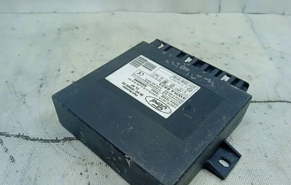Ford Focus Comfort/convenience module 98AG15K600DE 5WK48682 5WK47230E