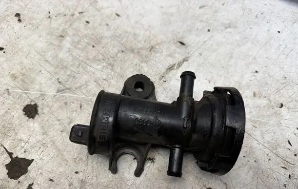 Volkswagen Sharan Turbo solenoid valve 023906283