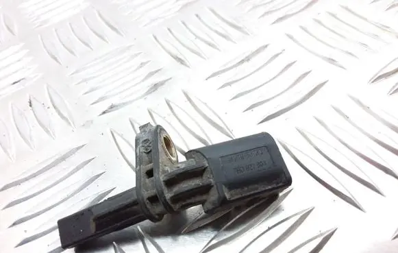 Volkswagen PASSAT B6 ABS brake wheel speed sensor 7H0927804