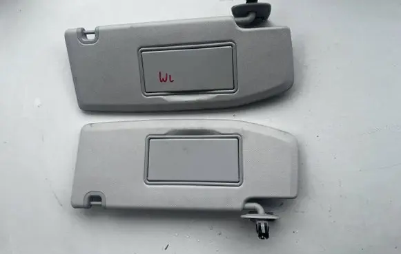 Jeep Grand Cherokee WL Sun visor