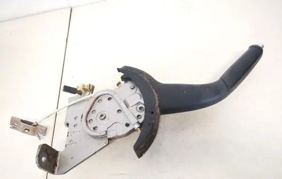 Handbrake/parking brake lever assembly