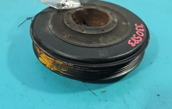Mercedes-Benz CLA C118 X118 Crankshaft pulley 123030865R IMPRK1529905