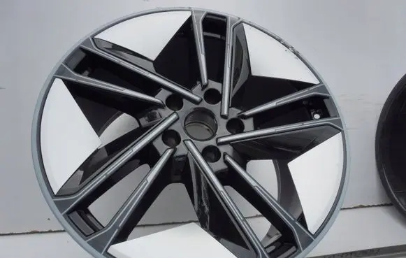 Audi E-tron GT R21 alloy rim 4J3601025M 5X130 5JX21H2