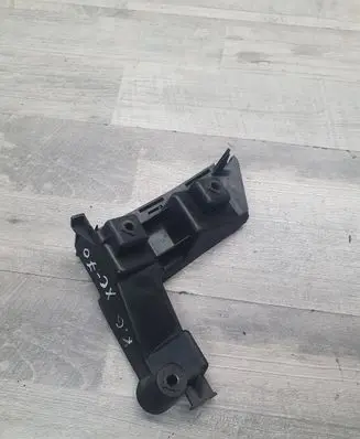 Volvo XC70 Rear bumper mounting bracket 30678650 BP3EA RP3EA