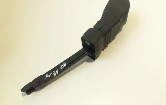 Audi A8 S8 D4 4H Front door check strap stopper 4H0837267